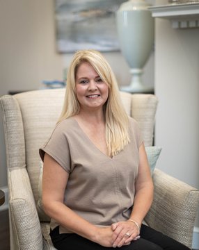 Leanne Brittain, ABR, AHWD, GRI