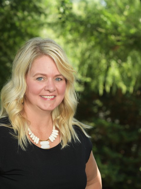 Leanne Brittain, ABR, AHWD, GRI