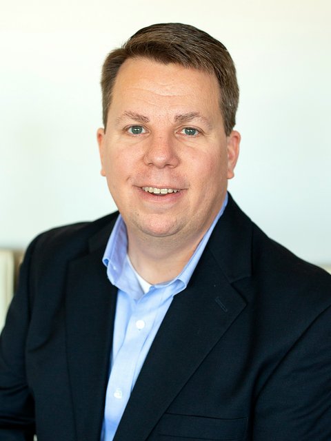 Shane Headshot 2.24 (2).jpg